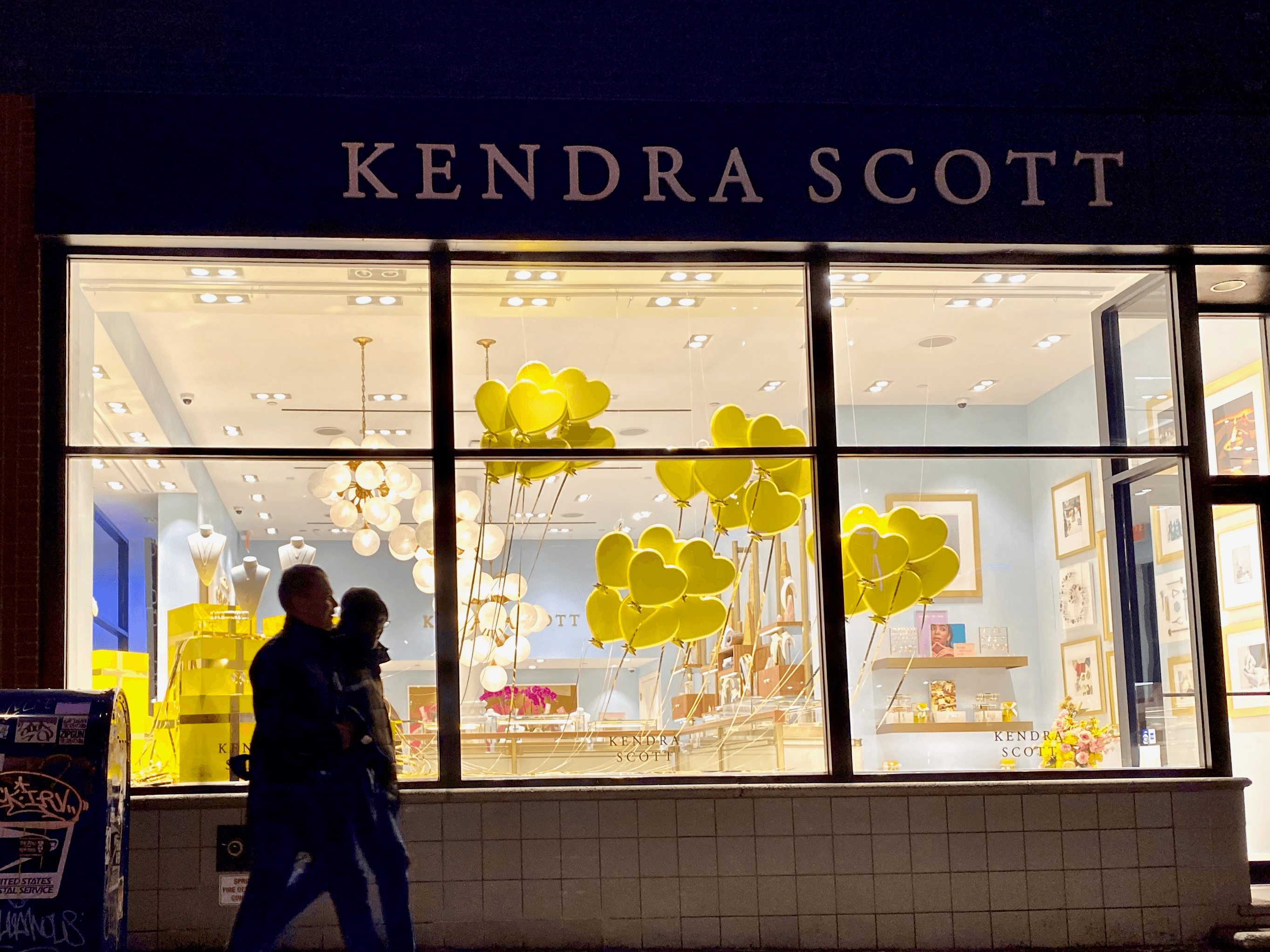 Kendra Scott window display